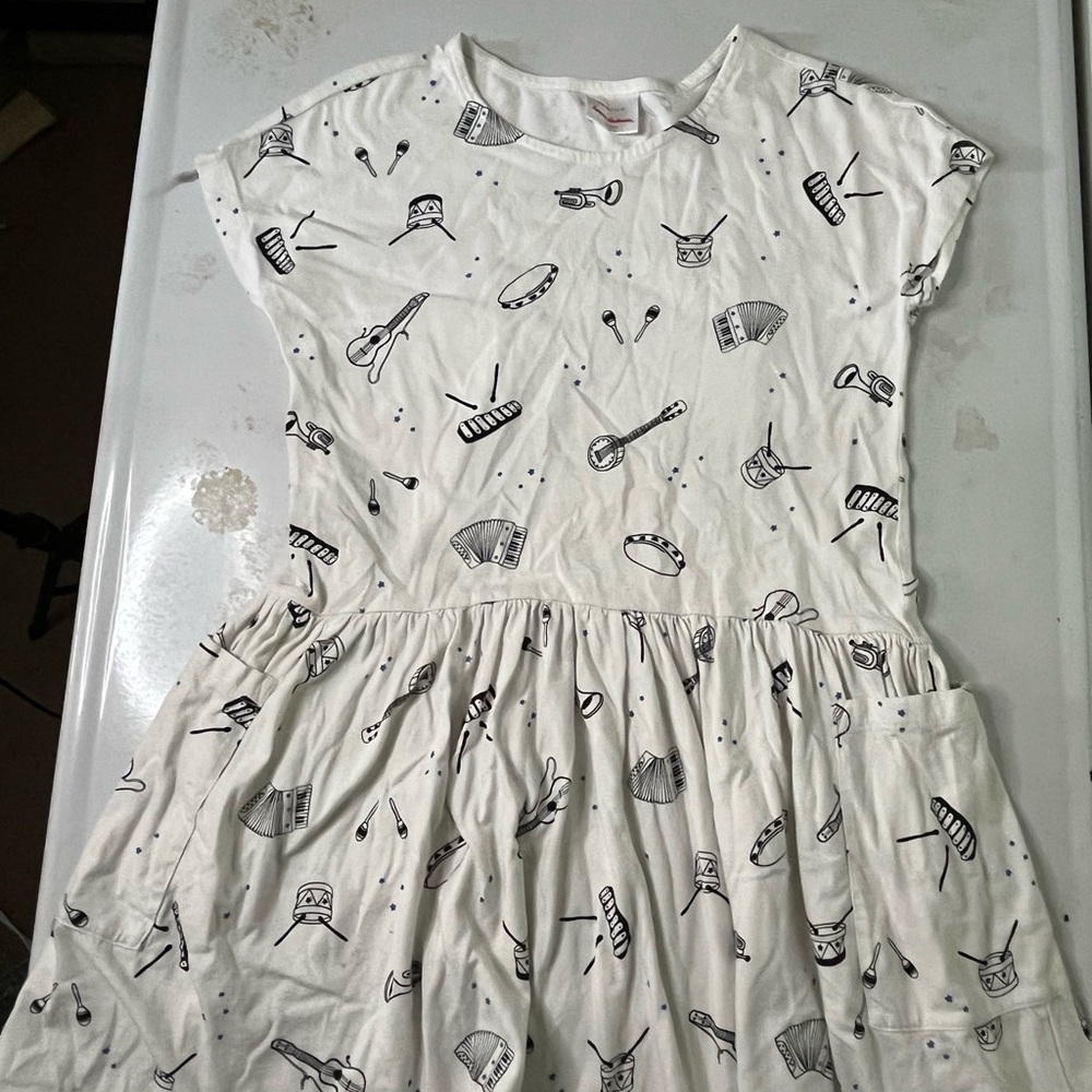 Hanna Andersson White Dress with Musical Print WITH POCKETS